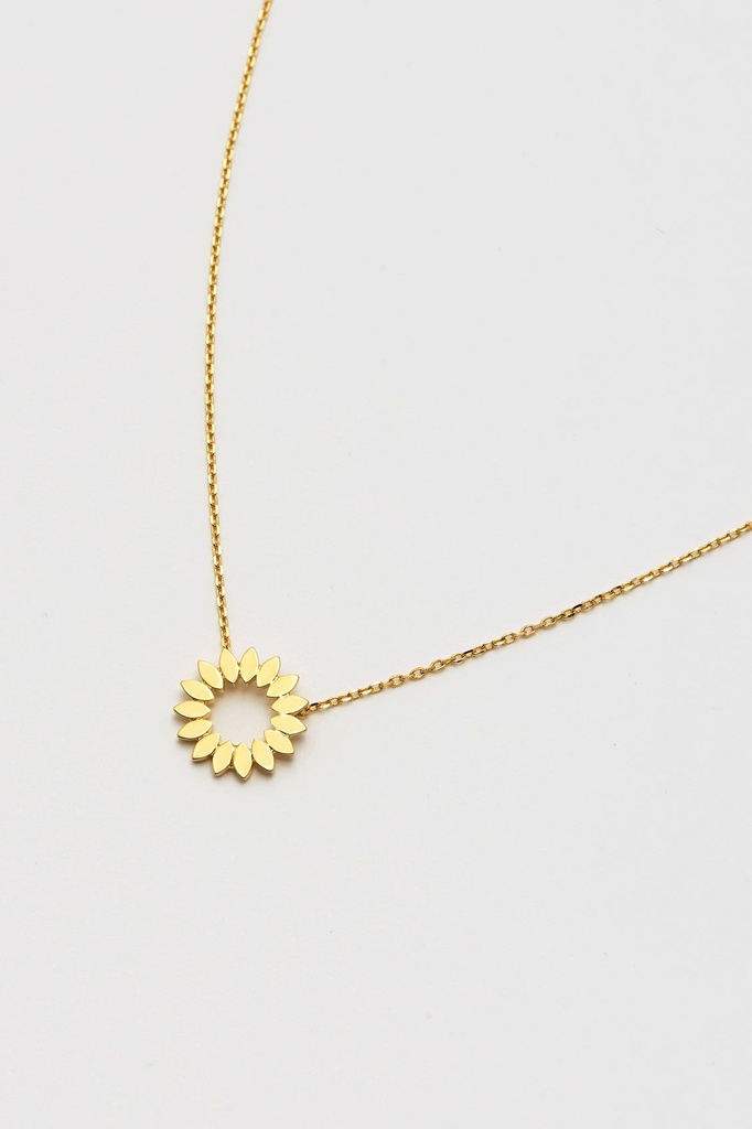 Modern Floral Necklace - Gold Plated