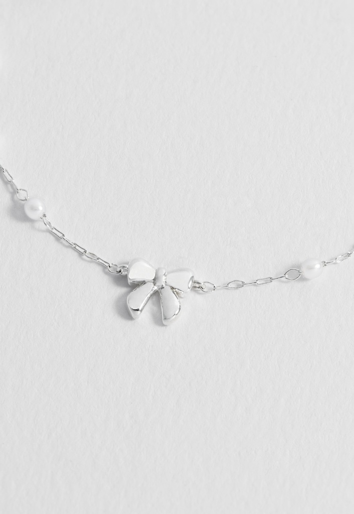 Bow with Pearl Beaded Chain Bracelet