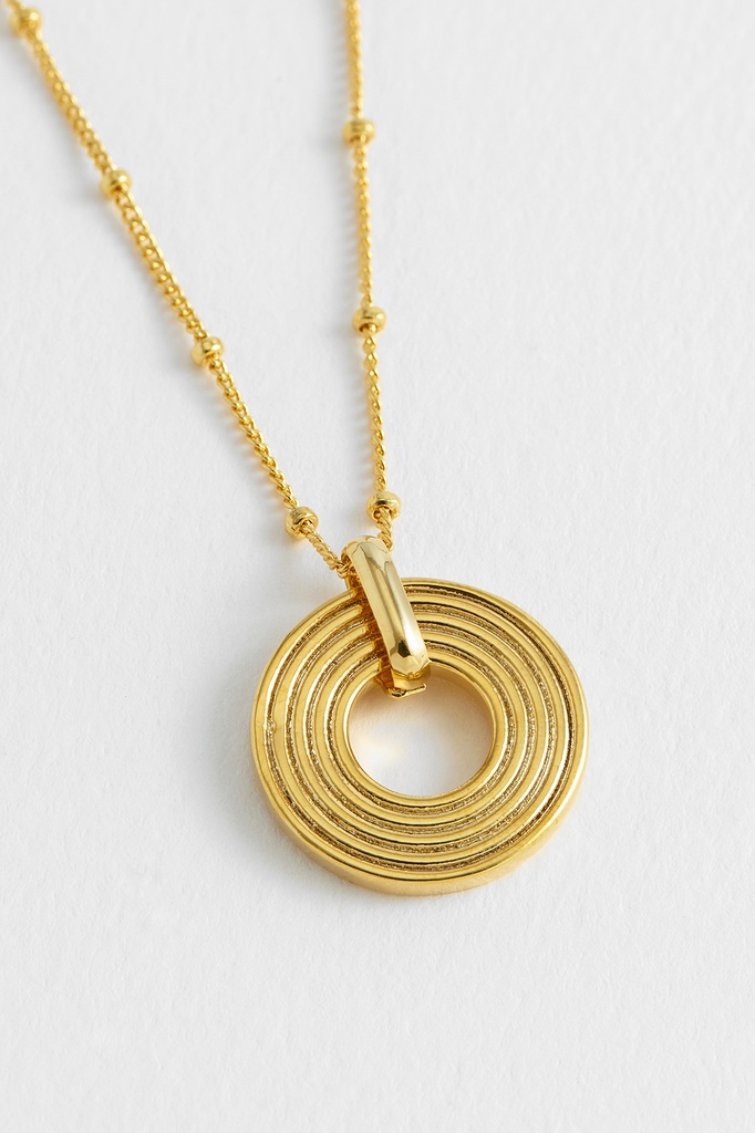 Grooved Circle Pendant - Gold
