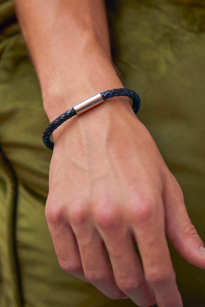 Navy Leather Single Wrap Bracelet with magnetic clasp